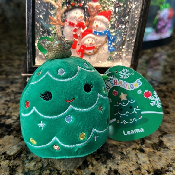 Holiday limited edition Christmas Tree 4” Squishmallow “Leama” 1/8 in set - Picture 6 of 6